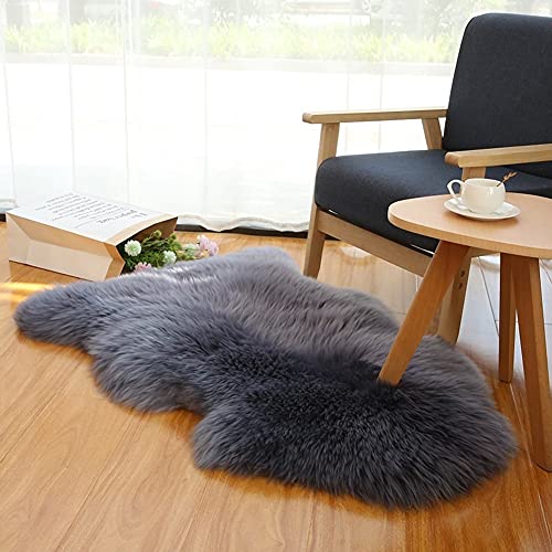 Altlue Lammfell Teppich Echtes Lammfell Fellteppich Stuhlauflage Fell Teppiche Dekofell Echtfell Sitzfell Stuhl Felle Für Stühle Sofa (70X100cm) von Altlue