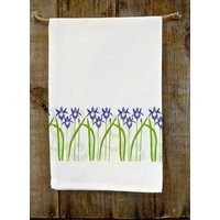 Iris & Swirl Geschirrtuch von AlysonChaseStudio