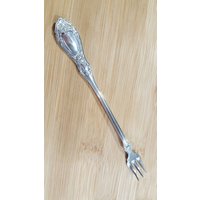 Antik 1847 Rogers Bros 1910 Sharon Meeresfrüchte/ Cocktail Gabel 5 3/4" Antik 1847 Rogers Bros 1910 Sharon Meeresfrüchte/ Cocktail Gabel 5 3/4" von AmazingSilver21