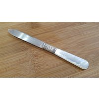 Antik Meriden Besteck Perlmutt Sterling Weinreben Band Silberplate Blade Käse/Obst Messer 6", 3Er Set Antik Meriden Besteck Perlmutt Sterling Weinreben Band Silberplate Blade Käse/Obst Messer 6", 3Er Set von AmazingSilver21