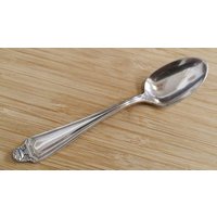 Antiker Rockford Silber 1908 Hawthorne Jugendlöffel/ Fünf Uhr Teelöffel 5 1/4", 6Er Set Antiker Rockford Silber 1908 Hawthorne Jugendlöffel/ Fünf Uhr Teelöffel 5 1/4", 6Er Set von AmazingSilver21