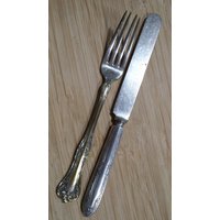 Antiker Royal Teller 1908 Queen Elizabeth Jugend Speise Gabel & Messer 2 Stk. Set von AmazingSilver21