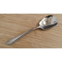 Antiker Wm A Rogers 1931 Alden Zuckerlöffel 6" Antiker Wm A Rogers 1931 Alden Zuckerlöffel 6" von AmazingSilver21