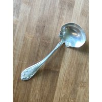 Antique R Wallace Sterling 1888 Rose Solid Gravy/Sauce Ladle 7 1/8", Mono D Antique R Wallace Sterling 1888 Rose Solid Gravy/Sauce Ladle 7 1/8", Mono D von AmazingSilver21