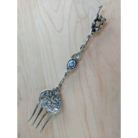 Vintage Industria Argentina 800 Sterling Repousse Llama Spitze Buffet/Kaltes Fleisch Serviergabel 9 " von AmazingSilver21
