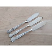 Vintage Old Company Silber 1960 Signature Flat Handle Master Buttermesser 6 3/4 ", 3Er Set Vintage Old Company Silber 1960 Signature Flat Handle Master Buttermesser 6 3/4 ", 3Er Set von AmazingSilver21