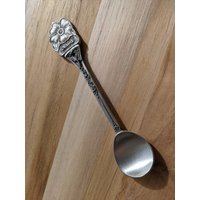 Vintage Sammlerstück Boma Zinn Alberta Blumen Souvenir Löffel 4 3/4" von AmazingSilver21