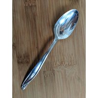 Vintage Wm A Rogers 1963 Flowertime Teelöffel 6" Vintage Wm A Rogers 1963 Flowertime Teelöffel 6" von AmazingSilver21