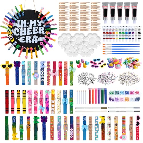 AmazingSpark 60 Set Cheer Pins Spirit Clips mit Cheer Pin Halter beinhaltet 60 Holz-Kleiderklammern, 12 Farben Acrylfarbe, 365 bunte Perlen, 1200 Strasssteine zum Aufhängen, Cheerleading-Halter von AmazingSpark