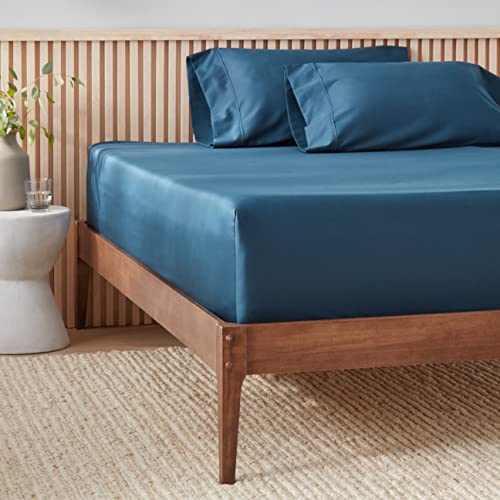 Amazon Aware 100 % Biobaumwolle Fadendichte 300 Satin Spannbettlaken - Dunkelblau, 135 x 190 cm von Amazon Aware