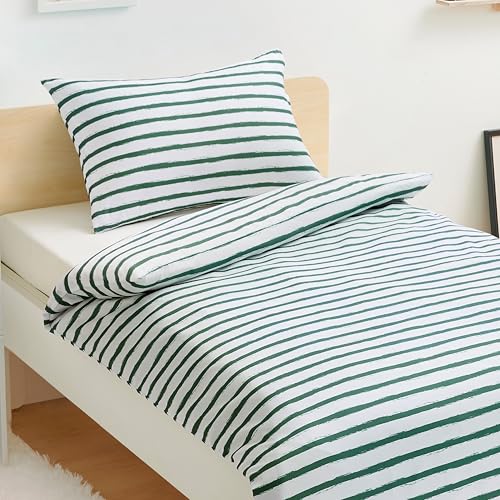 Amazon Basic Wendbarer Mikrofaser-Bettbezug für Kinder, 100 x 135 cm, mit 1 Kissenbezug (40 x 60 cm), Set für Babybett, grün von Amazon Basics