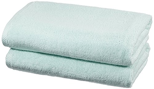 Amazon Basics - Handtuch-Set, schnelltrocknend, 2 Badetücher - Eisblau, 100% Baumwolle von Amazon Basics