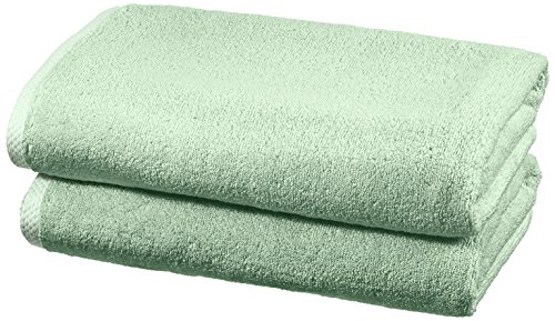 Amazon Basics - Handtuch-Set, schnelltrocknend, 2 Badetücher - Meeresgrün, 100 Prozent Baumwolle von Amazon Basics