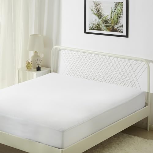 Amazon Basics Matratzenschoner - 45 cm Tiefe wasserdichte Geräuschlose Waschbare Matratzenauflage, 180 x 200 cm, Weiß von Amazon Basics