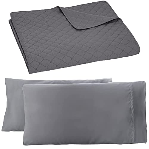 Amazon Basics Oversized Embossed Coverlet, Dark Grey Diamond, 170 x 210 cm and Pillowcase, Dark Grey, 50x75x2 von Amazon Basics
