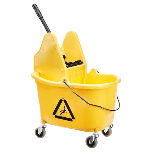 Amazon Basics Kentucky-Mopp-Eimer, rechteckig, mit robusten Rädern und Auswring-Kombination, 33 l, gelb (zuvor AmazonCommercial Marke) von Amazon Basics