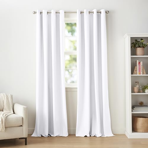 Amazon Basics Verdunkelungsvorhänge im Set, mit Ösen, 2 Stück, 132 x 244 cm, Weiß von Amazon Basics