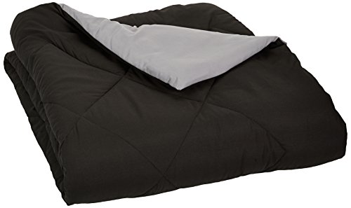 Amazon Basics Wende-Steppdecke, Mikrofaser, Grau/Schwarz, 220X240cm von Amazon Basics