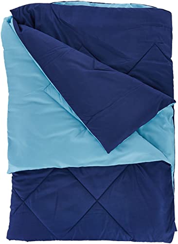 Amazon Basics Steppdecke aus Mikrofaser, beidseitig verwendbar, 220 x 240 cm, Marineblau/Himmelblau von Amazon Basics