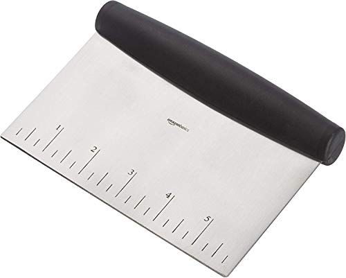 Amazon Basics Mehrzweck-Küchenschneider/-schaber, Edelstahl, 15 cm, Schwarz, Silberfarben von Amazon Basics