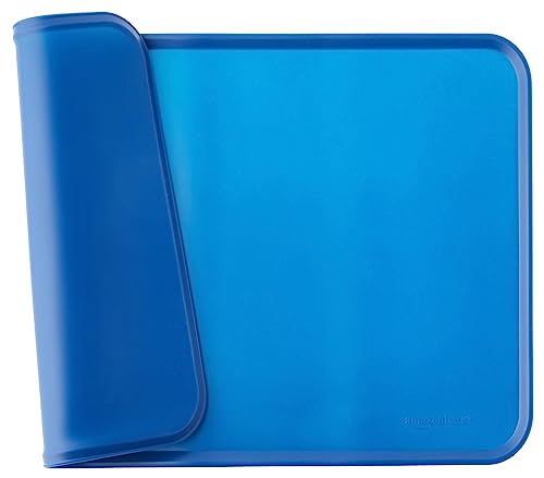 Amazon Basics - Wasserabweisende Napfunterlage aus Silikon, Unterlage für Haustierfutter, 47 x 29 cm, Blau, Einzelbett von Amazon Basics
