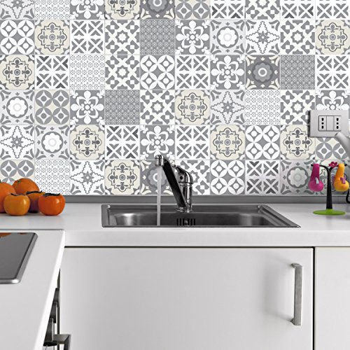 Ambiance Sticker Selbstklebende Wandtattoo Aufkleber, Wanddekoration, Fliesenaufkleber für Badezimmer und Küche Artistique Nuance de Gris - 60 Stück Aufkleber 20 x 20 cm Ambiance Sticker Selbstklebende Wandtattoo Aufkleber, Wanddekoration, Fliesenaufkleber für Badezimmer und Küche Artistique Nuance de Gris - 60 Stück Aufkleber 20 x 20 cm von Ambiance Sticker