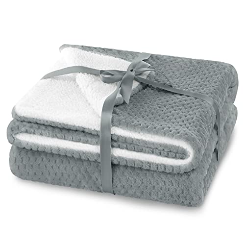 AmeliaHome Kuscheldecke 220x240 cm zarte Steppung Sherpa Lammfelloptik Wohndecke Shleepy Stahl von AmeliaHome