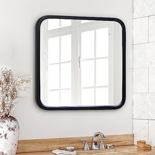 Americanflat 61cm Quadratischer Spiegel mit schwarzem Rahmen & Abgerundeten Ecken - Moderner Wandspiegel Groß für Badezimmer, Schlafzimmer & Wohnzimmer - Quadratischer Wandspiegel zur Wanddekoration von Americanflat