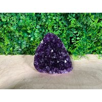 Exemplar Ausgezeichnete Schnittbasis Natürlicher Roher Amethyst-Cluster-Geode-stein Tiefvioletter Kristallquarz Polierte Kante Mineralenergieheilung von AmethystCreationShop