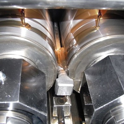 Senkrechtspanner 6800NI Größe 3 rostfrei von Amf