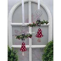 Fensterdeko Herbstdeko Fensterhänger Holz Pilze von AmfFloristik