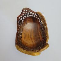 Spitzenartiger, Gravierter Sissoo Holz Obstkorb - Handgefertigtes Holzhaus Geschenk Spitzenartiger, Gravierter Sissoo Holz Obstkorb - Handgefertigtes Holzhaus Geschenk von AmikamWoodArt