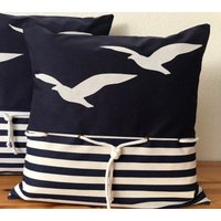 1x Maritime Kissenhülle, Kissenbezug, Landhausstil Dekokissen Möwen Blau /Weiß 50x50cm von Ammerkind