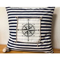 Maritime Kissenhülle, Kissenbezug, Landhausstil Kissen, Dekokissen Kompass Blau/Weiß Gestreift 50x50cm von Ammerkind