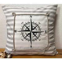 Maritime Kissenhülle, Kissenbezug, Landhausstil Kissen Kompass Grau/Weiß 50x50cm von Ammerkind