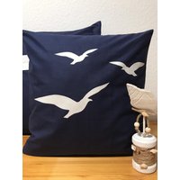 Maritime Kissenhülle, Kissenbezug, Landhausstil Kissen Möwen Blau/Weiß 50x50cm von Ammerkind