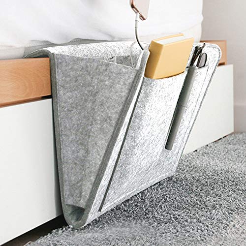 Amokee Betttasche, Sofa Organizer Anti-Rutsch Aufbewahrungstasche Dicke Filz Nachttisch Tasche Sofa Hängeaufbewahrung Bett Organizer für Handy, iPad, Brille, Buch, Fernbedienung (Hellgrau) von Amokee