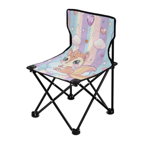 Amooorous Cartoon Pastell Eichhörnchen Regenbogen Streifen Tragbarer Jugend Camping Stuhl Leicht Tragbar Stuhl Inklusive Tragetasche für Rasen Picknick Amooorous Cartoon Pastell Eichhörnchen Regenbogen Streifen Tragbarer Jugend Camping Stuhl Leicht Tragbar Stuhl Inklusive Tragetasche für Rasen Picknick von Amooorous