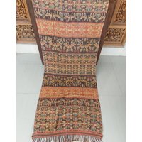 Tenun Ikat Sumba Indonesisch, Tischläufer, Wandbehang, Wohnkultur, Wanddekoration von AmritaTextile