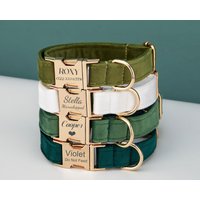 Samt Hundehalsband Mit Schleife, Grün+Wald+Petrol, Gravur Metallschnalle, Hundehalsband von AmyEngravedGifts