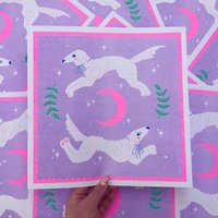 Springender Barsois-Quadrat Risograph Druck 30x30cm von AmyHastingsTextiles
