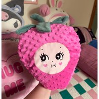 strawberry Kewpie Kissen/Plüsch von AmyHastingsTextiles