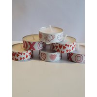 Dekorierte Valentine Teelicht Kerzen von AnacraftsCo