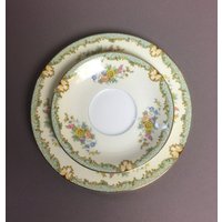 30Er Noritake "Lanare" Muster Salatteller Und Unterteller - Japan 30Er Noritake "Lanare" Muster Salatteller Und Unterteller - Japan von Anaforia