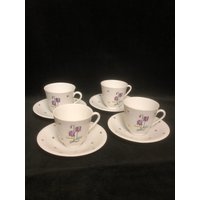 Set Von 4 Rörstrand Porzellan Schweden Demitasse Espresso Tee Tasse Untertasse Blumenmuster Uppland Kungsangslilja Lilie Set Von 4 Rörstrand Porzellan Schweden Demitasse Espresso Tee Tasse Untertasse Blumenmuster Uppland Kungsangslilja Lilie von Anaforia