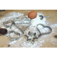 7 Herrliche Alte Förmchen, Kuchenformen, Backformen, Ausstechförmchen, Ausstecher - Landhaus Küche, Deko Weihnachten von AnciennesValeurs