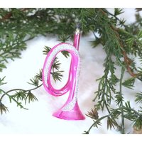 Alter Weihnachtsschmuck Aus Glas - Formteil, Baumschmuck, Weihnachts-Ornament "Trompete' Mit Dekoschnee 60Er Jahre von AnciennesValeurs