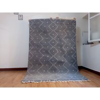 Handgewebter Beni Ouarain Teppich - Berber 251x172cm | 8.2x5.6 Ft Approx von AndaluciaCrafts