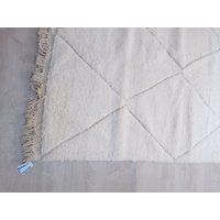 Handgewebter Beni Ouarain Teppich Berber Style - Marokko 227x153 cm | 7.4x5 Ft Approx von AndaluciaCrafts