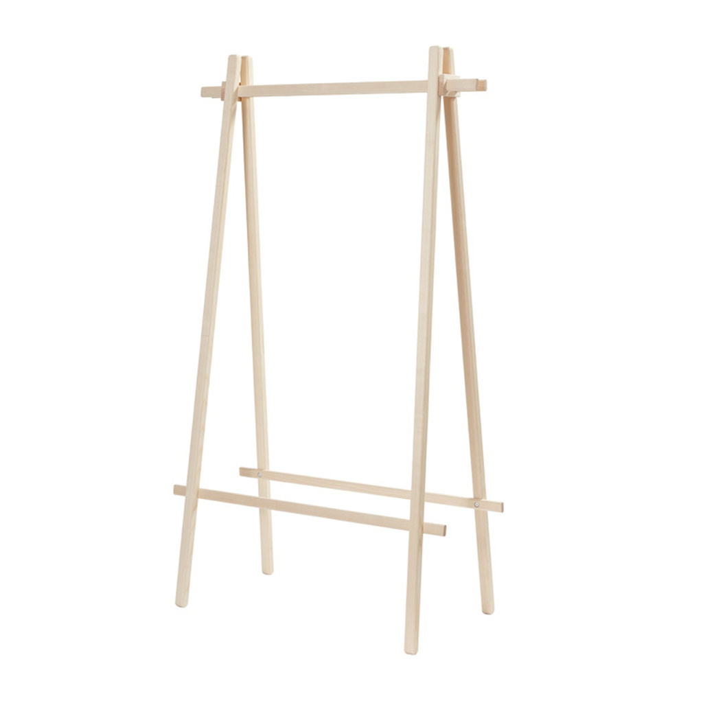 Andersen Furniture - Clothes Rack - offene Design-Garderobe aus Holz von Andersen Furniture